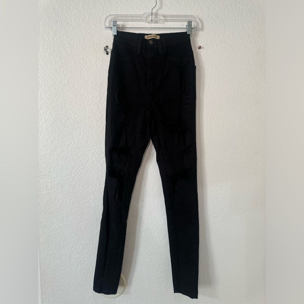 Fashion nova distressed skinny jeans